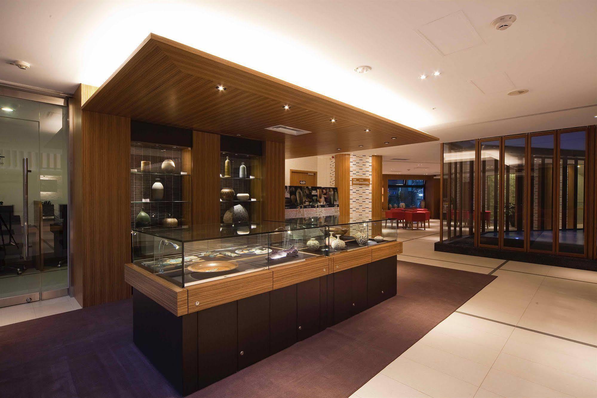 Asia Pacific Hotel Тамсуи Экстерьер фото